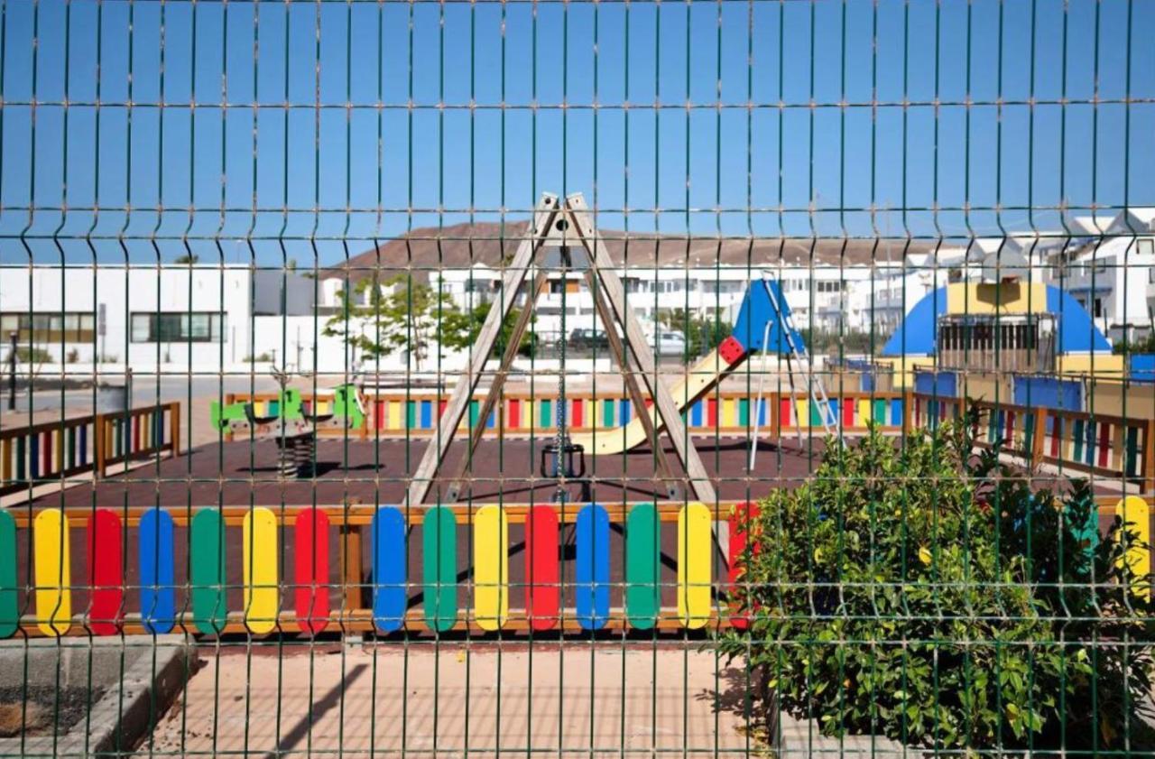 Appartamento Oasis Montana Roja Playa Blanca  Esterno foto